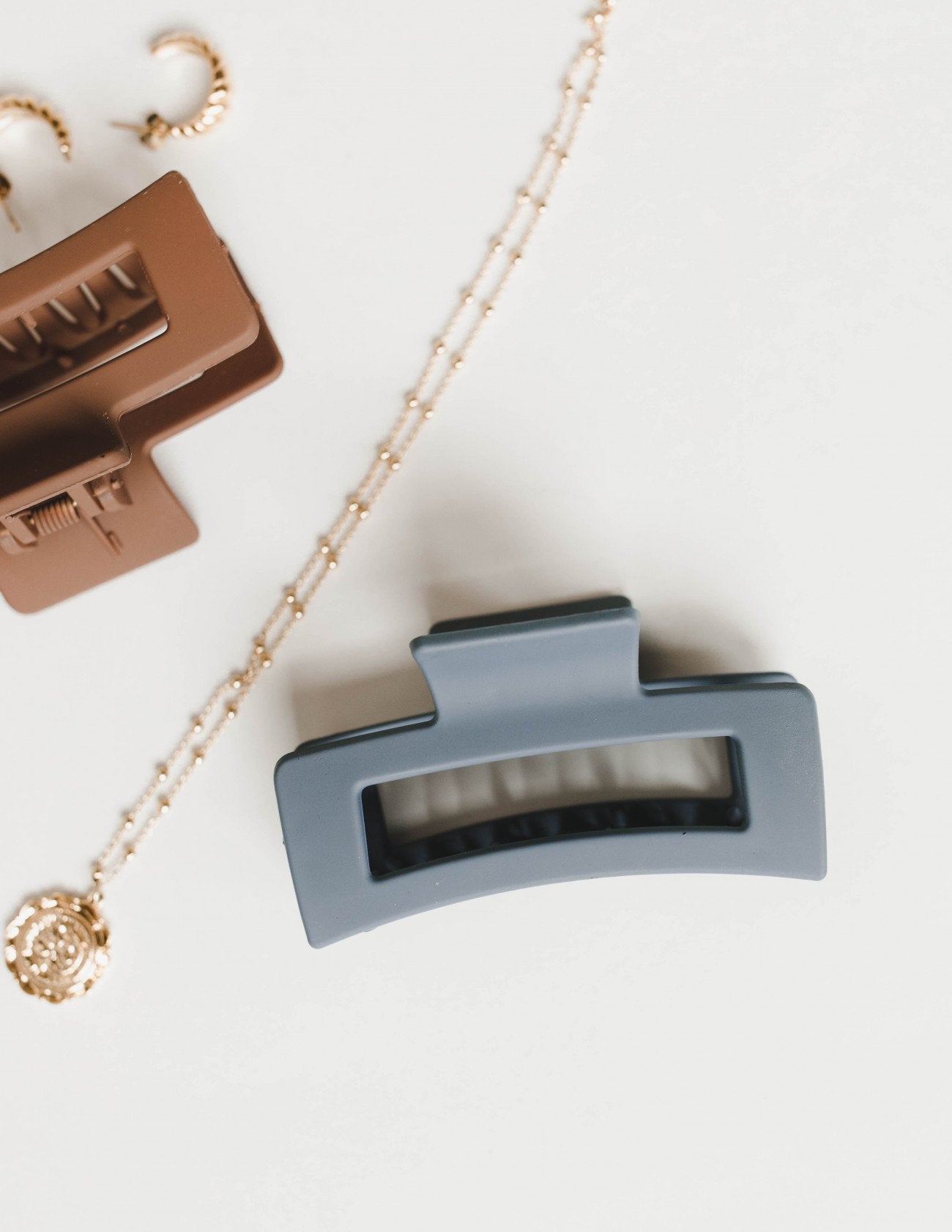 So Fetch Claw Clip Stone
