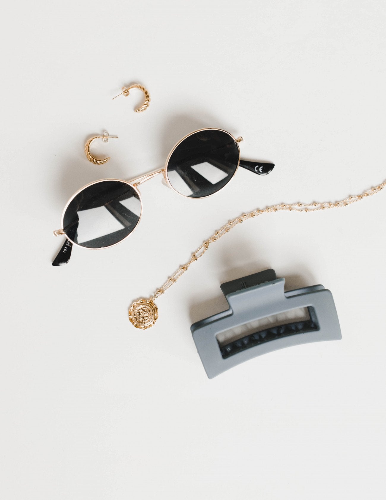 So Fetch Claw Clip Stone